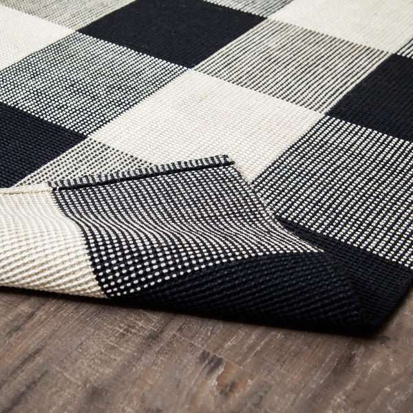 Check Me 8 x 10' Rug