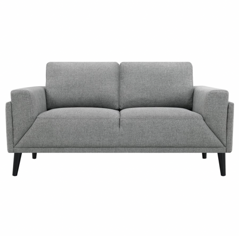 Rugar Loveseat