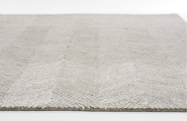 Grey Zigzag 8' x 10'