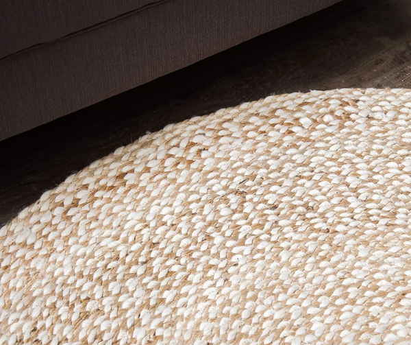 Speckled Hen Round Braided Jute