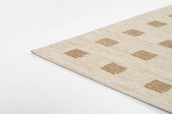 Lark Rug - Beige 8"x10"