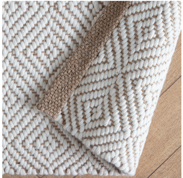 Chillion Tan Rug 8x10