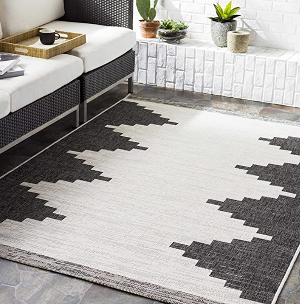 Juniper Outdoor Rug 7'10" x 10'2"